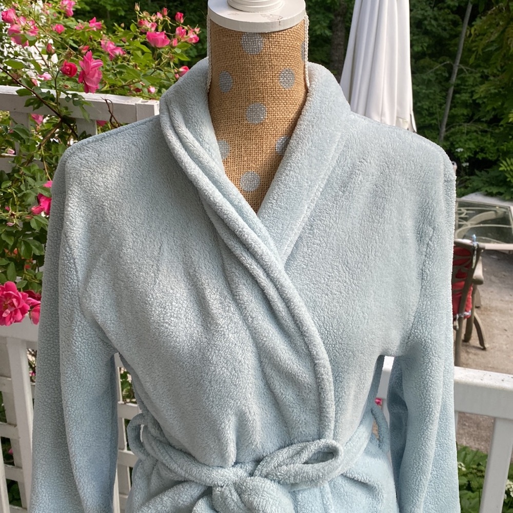 Light Blue Robe with Front Pockets - Picture 3 of 6